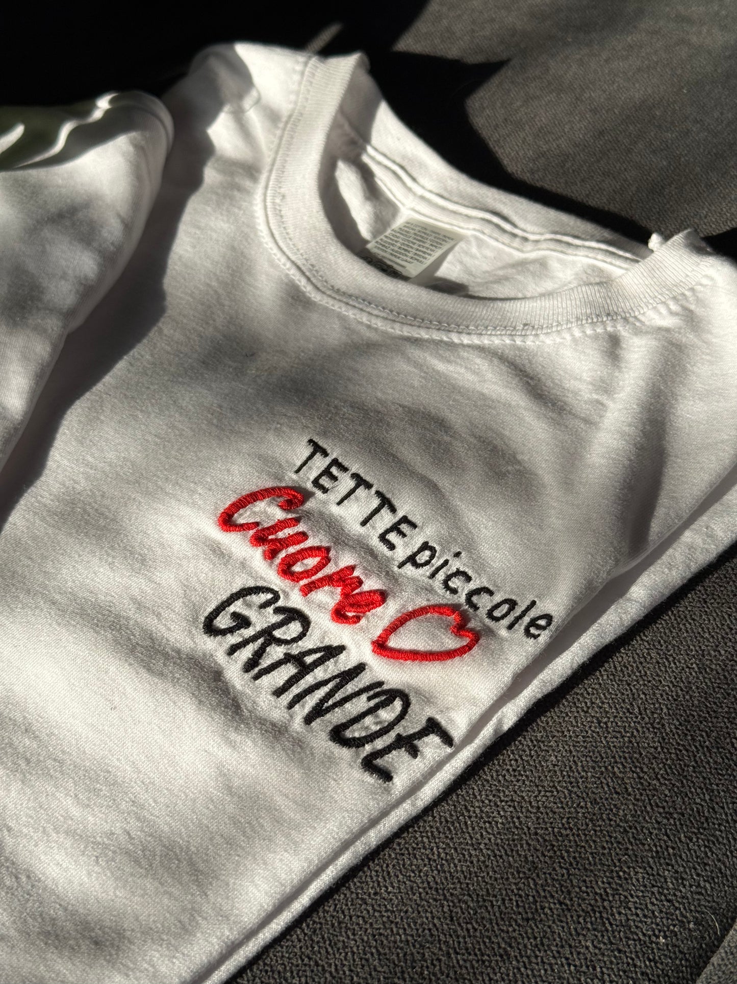 T-Shirt Tette Piccole Cuore Grande